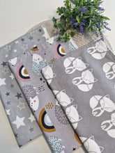 Load image into Gallery viewer, Set of care towels 3 pcs. drawings with forest animals size 50x70cm