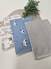 Load image into Gallery viewer, A set of care towels