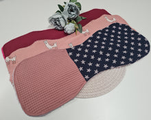 Load image into Gallery viewer, Set of shoulder pads, towels for newborns, 3 pcs.