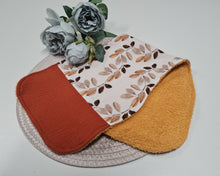 Load image into Gallery viewer, Set of shoulder pads, towels for newborns, 3 pcs.