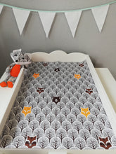 Load image into Gallery viewer, Set of 3 care towels. 50x70cm size with foxes.