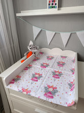 Load image into Gallery viewer, Mudy waterproof nursing pad for children. Bedspread with fairy pattern.