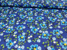 Load image into Gallery viewer, 100% kokvilnas audums zili ziedi uz zila fona, 3,90EUR/m