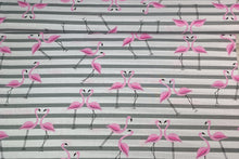Load image into Gallery viewer, 100% kokvilnas audums rozā flamingo uz balta fona ar pelēkām svītrām