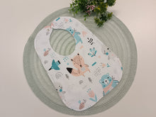 Load image into Gallery viewer, Lacīte priekšautiņš ar dzīvnieciņiem