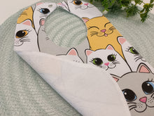 Load image into Gallery viewer, Lacyte - an apron with cats