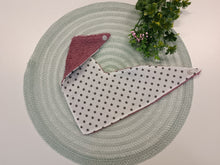 Load image into Gallery viewer, Lace - bib terry plum with flowers