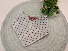 Load image into Gallery viewer, Lace - bib terry plum with flowers