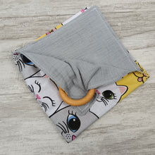 Load image into Gallery viewer, Love rug with cats