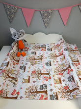 Load image into Gallery viewer, Set of care towels 3 pcs. with the beasts of the forest