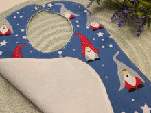 Load image into Gallery viewer, Lace - apron with a Christmas pattern