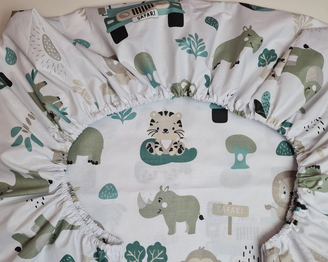 100% cotton fitted sheet with safari animals in various sizes