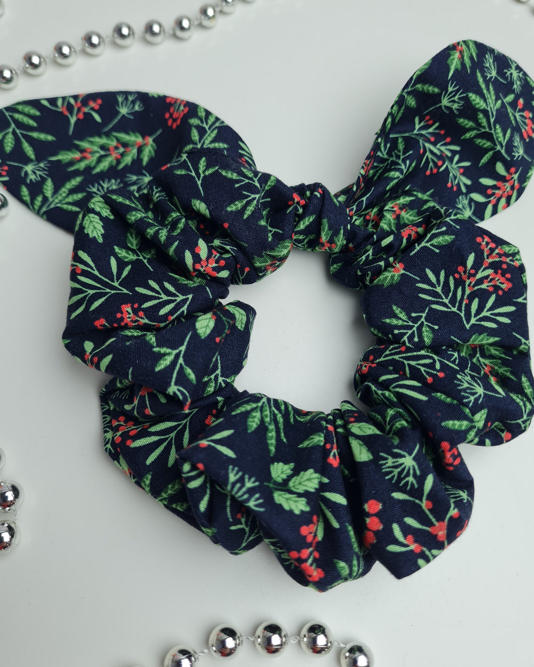 Hair band with headphones made of cotton fabric green with Christmas flowers