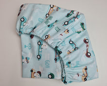 Load image into Gallery viewer, 100% cotton fitted sheet with mint base with bunnies and cars, various sizes
