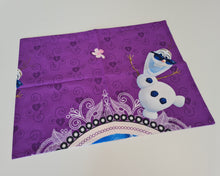 Load image into Gallery viewer, Pillowcases with Frozen with Olaf size 50x70
