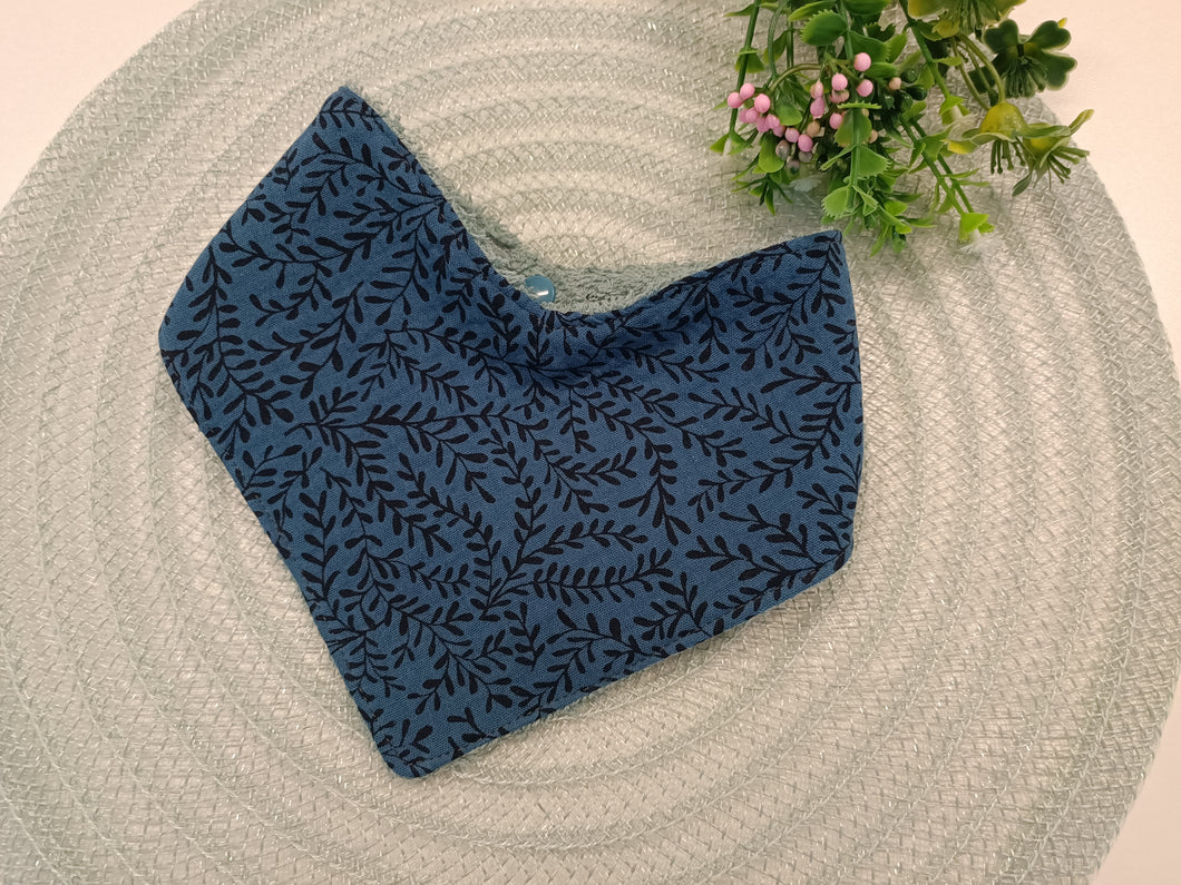 Lace - blue terry cloth apron with twigs