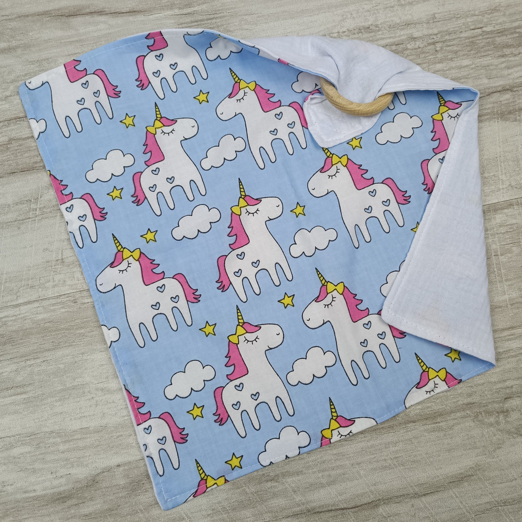 Love cloth with unicorns