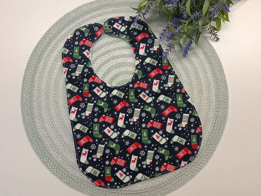 Lace - apron with a Christmas pattern