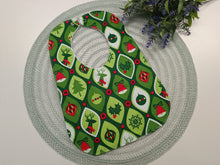 Load image into Gallery viewer, Lace - apron with a Christmas pattern
